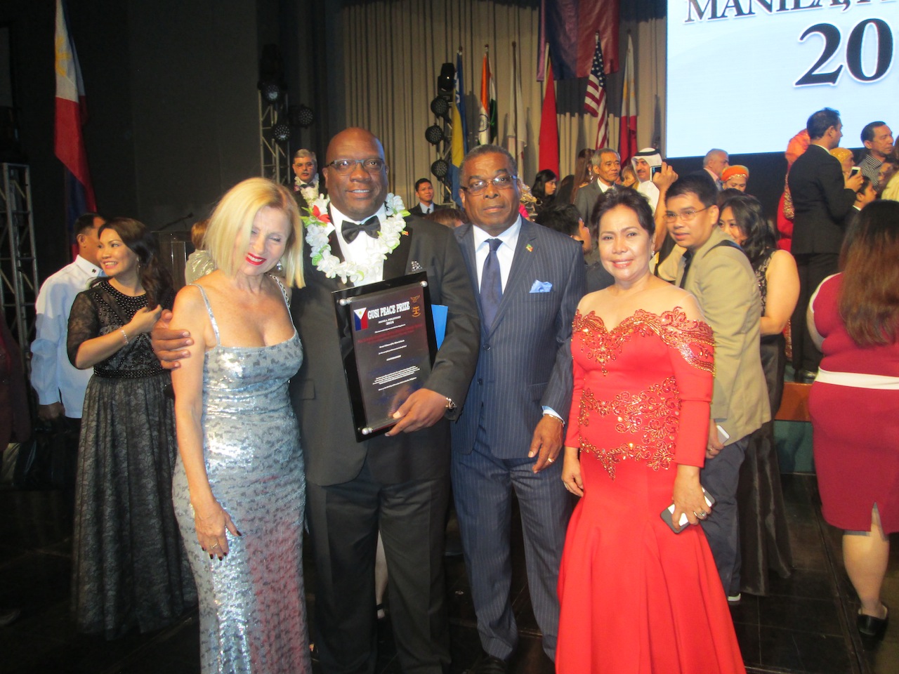 PM HARRIS, A GUSI PEACE PRIZE LAUREATE, IS RECOGNIZED FOR OUTSTANDING STATESMANSHIP