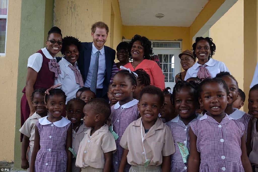 ROYAL TURTLES! PRINCE HARRY RELEASES BABY TURTLES INTO OCEAN AS PART OF LOCAL CONSERVATION PROJECT AT LOVERS BEACH, NEVIS