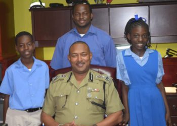 TOP COP HOST TWO TOP STUDENTS FROM SADDLER’S PRIMARY