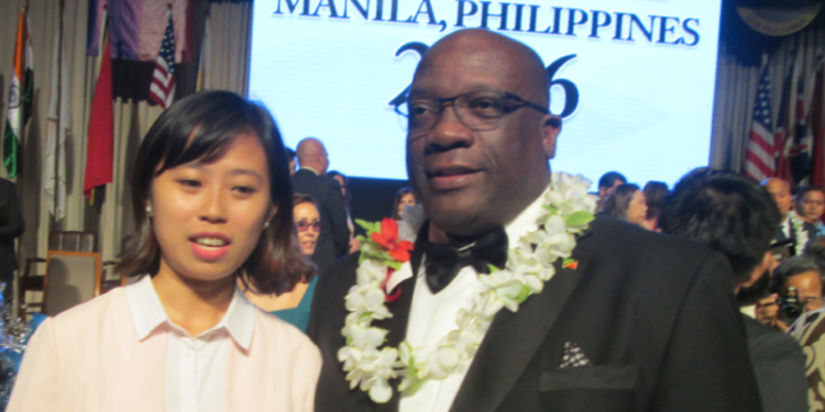 PM HARRIS, A GUSI PEACE PRIZE LAUREATE, IS RECOGNIZED FOR OUTSTANDING STATESMANSHIP