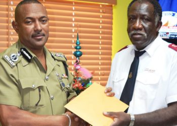 POLICE SERVICE MAKES HOLIDAY DONATION TO SALVATION ARMY