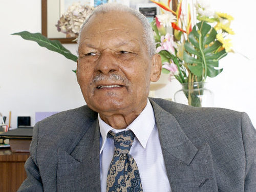 NATIONAL HERO SIR KENNEDY SIMMONDS PAYS TRIBUTE TO LATE RONALD WEBSTER, FORMER CHIEF MINISTER OF ANGUILLA