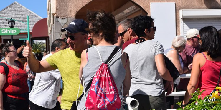 THREE MEGA SHIPS AND TWO OTHER CRUISE VESSELS ARE DOCKED IN BASSETERRE, MAKING HISTORY IN THE FEDERATION