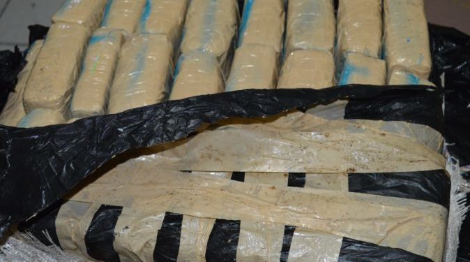 COMBINED OPERATION NETS LARGE QUANTITY OF MARIJUANA,  THREE PERSONS  ARRESTED