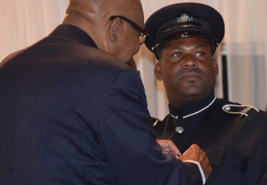 FIVE CONSTABLES PRESENTED WITH QUEEN’S DIAMOND JUBILEE MEDAL