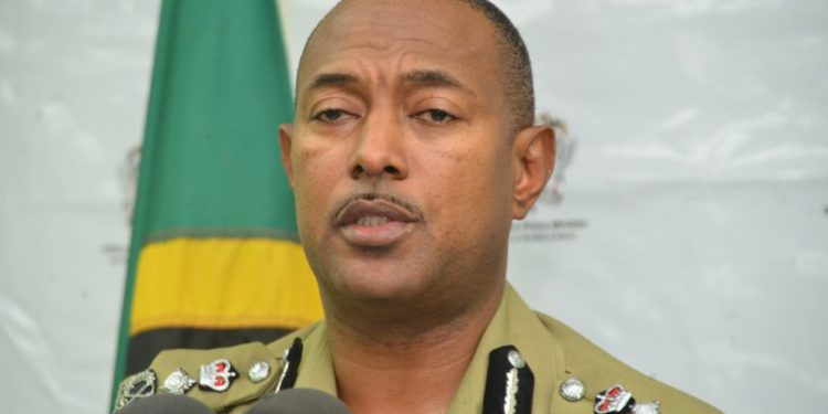 COMMISSIONER OF POLICE PRAISED FOR HELPING TO RESOLVE AN ABDUCTION INVOLVING A LOCAL RESIDING IN ANTIGUA