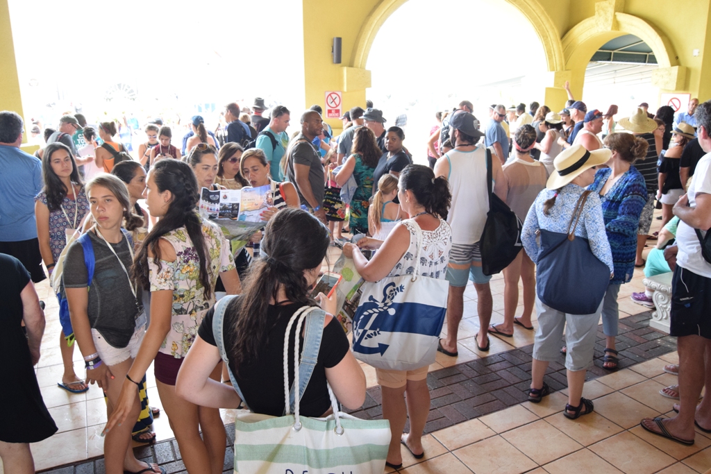 WORLD’S LARGEST CRUISE SHIP, HARMONY OF THE SEAS, MAKES INAUGURAL CALL ON  ST. KITTS