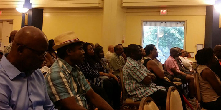 PM HARRIS ENCOURAGED BY LARGE TURNOUT IN TORONTO