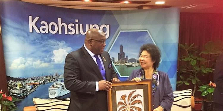 PRIME MINISTER HARRIS MAKES COURTESY CALL ON MAYOR OF KAOHSIUNG CITY, REPUBLIC OF CHINA
