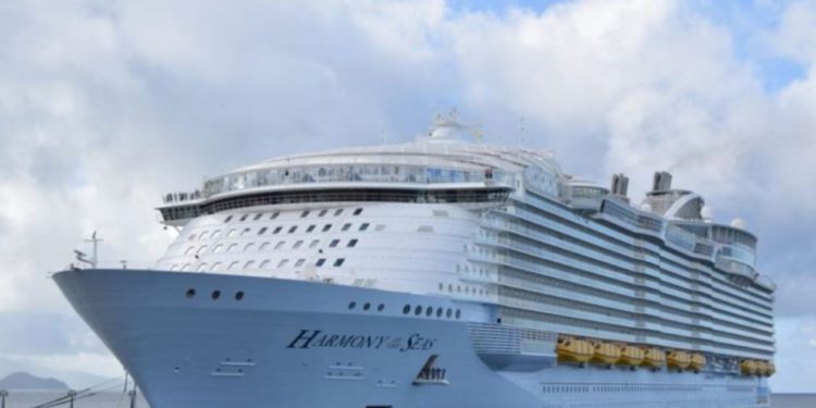 LARGEST SHIP IN THE WORLD MAKES SIXTH AND FINAL CALL TO ST. KITTS AND NEVIS FOR 2016-2017 CRUISE SEASON