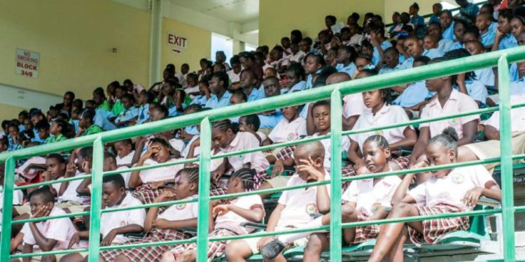 POLICE AND YOUNG PERSONS TO FORM CLOSER WORKING RELATIONSHIPS