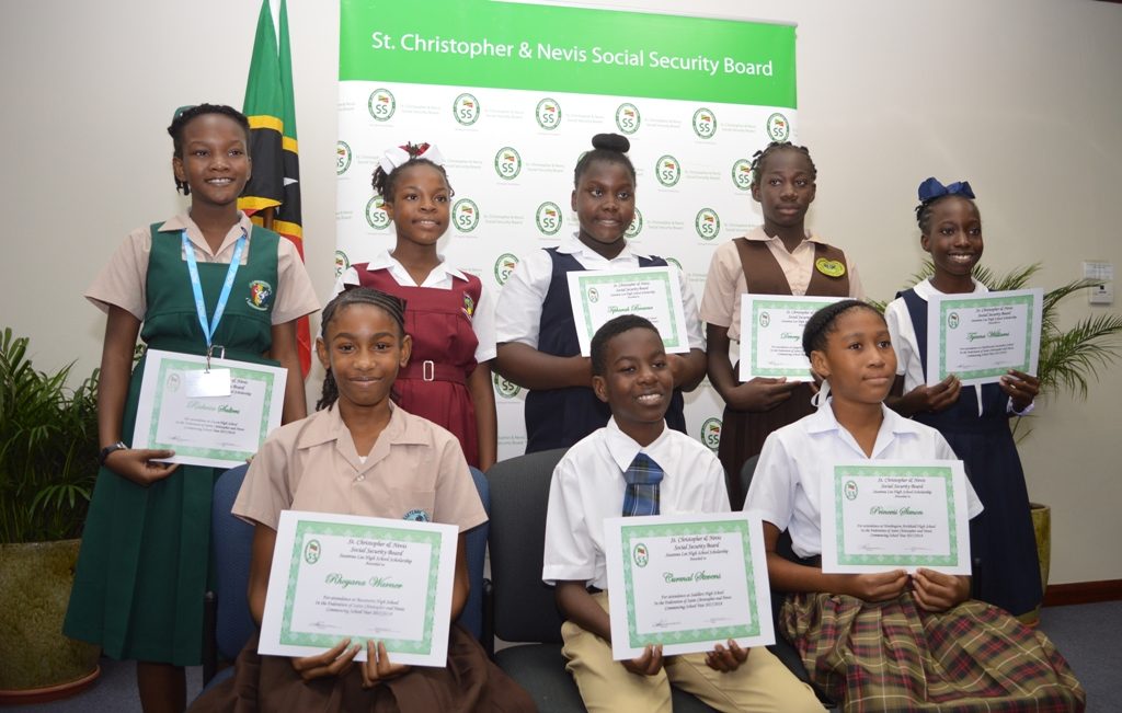 SCHOLARSHIP AWARDEES ENCOURAGED TO CONTINUE WORKING EXCEPTIONALLY WELL