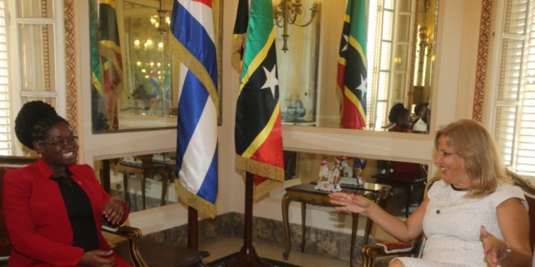St. Kitts and Nevis Ambassador presents credentials to Cuban Vice President