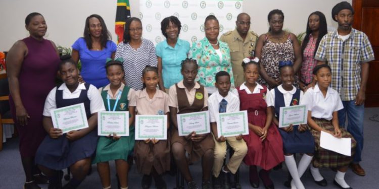 PARENTS URGED TO ENGAGE MORE WITH AND TO ENCOURAGE THEIR CHILDREN