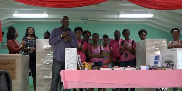CAYON PRIMARY AND HIGH SCHOOLS RECEIVE GENEROUS DONATIONS