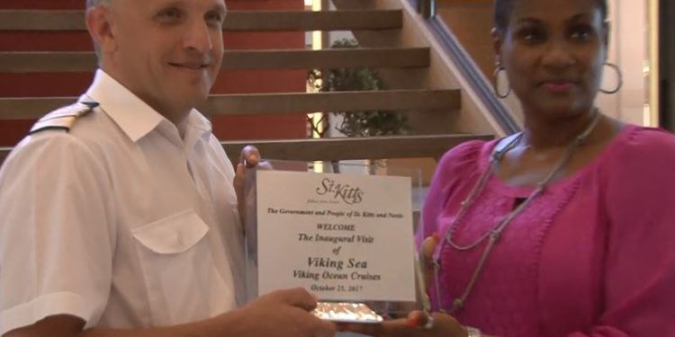 CRUISE TOURISM SHOWS NO SIGN OF SLOWING DOWN