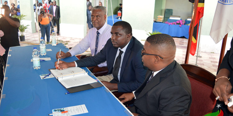 PRIME MINISTER HARRIS COMFORTED IN KNOWING LOCAL ENTITIES ARE CAPABLE OF FINANCING MAJOR DEVELOPMENTAL PROJECTS