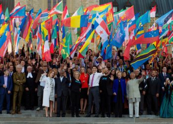 NATIONALS URGED TO APPLY FOR SCHOLARSHIP TO ATTEND OCT. 17-20 ONE YOUNG WORLD SUMMIT IN THE NETHERLANDS