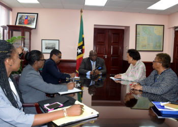 PM HARRIS AND COMMONWEALTH SECRETARY-GENERAL PROMOTE THE INTERESTS OF SMALL ISLAND STATES