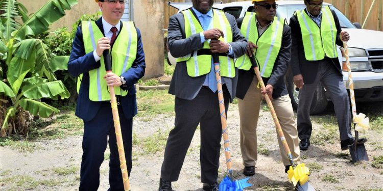 ST. KITTS-NEVIS GOVERNMENT THANKS VENEZUELAN GOVERNMENT FOR PARTNERING WITH ITS SOCIAL PROGRAMME OF PROVIDING HOMES