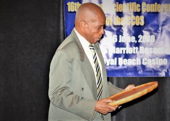 MEDICAL DOCTORS, DR. SIR KENNEDY SIMMONDS AND DR. DESMOND FOSBERY, HONOURED AT CCOS AWARDS BANQUET IN ST. KITTS