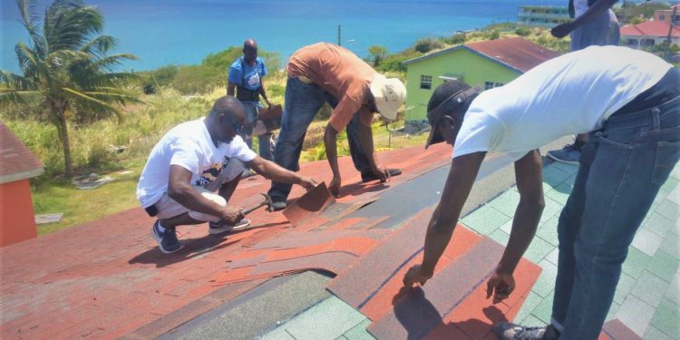GOVERNMENT’S ISLAND-WIDE WORK TO ASSIST HOMEOWNERS IN REPAIRING HURRICANE-DAMAGED ROOFS CONTINUES APACE
