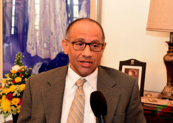 WELL-BALANCED INTEGRITY COMMISSION TO CARRY OUT ITS RESPONSIBILITIES IMPARTIALLY, ASSURES ITS CHAIRMAN