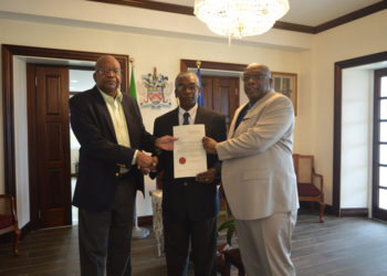 DENNIS KNIGHT RECEIVES INSTRUMENT OF APPOINTMENT TO SERVE ON INTEGRITY COMMISSION