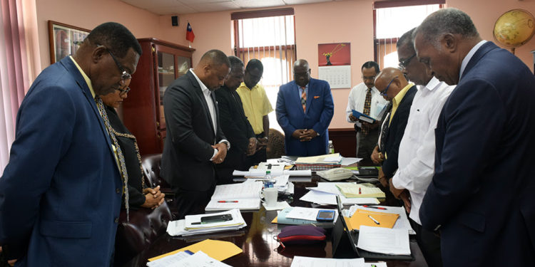 GOVERNMENT MINISTERS PARTICIPATE IN NATIONAL DAY OF PRAYER DURING CABINET MEETING