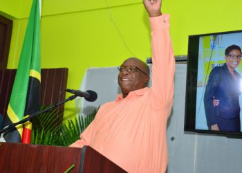 GOVERNMENT’S ROOF REPAIR PROGRAMME CONTINUES TO RECEIVE HIGH PRAISE FROM SANDY POINT RESIDENTS      