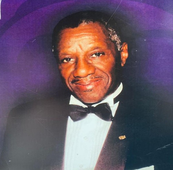 INDEPENDENCE AWARDEE PROFILE – ALPHONSO BARKER   