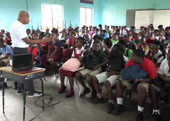 DR. CHITAN CONTINUES WORK IN PRIMARY SCHOOLS, HIGH SCHOOLS AND PRISONS