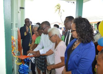 MINISTER LIBURD ENCOURAGES RESIDENTS TO USE SERVICES AT NEWLY RENOVATED NEWTOWN DENTAL CLINIC
