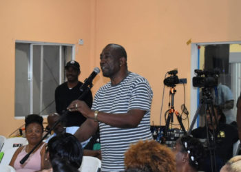 CITIZENS SHOWER THE DR. THE HON. TIMOTHY HARRIS-LED TEAM UNITY GOVERNMENT WITH PRAISE