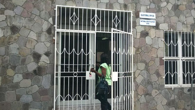 REGISTRATION CONTINUES AT ELECTORAL OFFICE