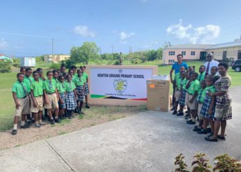 Newton Ground Primary Receives Donation From Unlimited Supplies