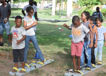 PRIME MINISTER HARRIS PROMOTES THREE KEY INGREDIENTS TO LEAD HEALTHY LIFESTYLES AT LAUNCH OF SKN MOVES