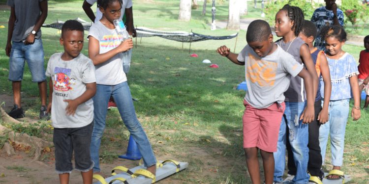 PRIME MINISTER HARRIS PROMOTES THREE KEY INGREDIENTS TO LEAD HEALTHY LIFESTYLES AT LAUNCH OF SKN MOVES