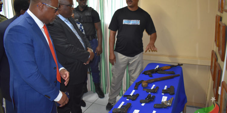 GANG MEMBERS IN ST. KITTS AND NEVIS VOLUNTARILY HAND OVER 30 ILLEGAL GUNS TO THE POLICE FORCE