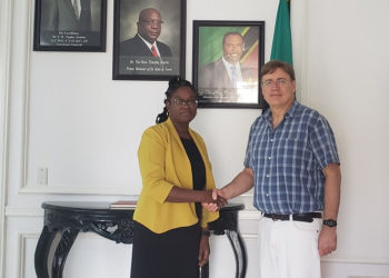 ST. KITTS AND NEVIS AMBASSADOR TO CUBA MEETS WITH HER CANADIAN COUNTERPART