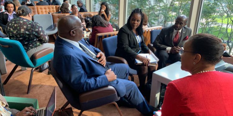 PM HARRIS DISCUSSES SMALL ISLAND DEVELOPING STATES WITH THE SECRETARY-GENERAL OF THE COMMONWEALTH