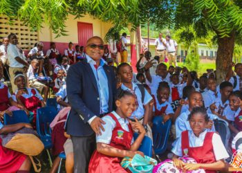 STUDENTS ARE THE FUTURE HOPE OF ST. KITTS AND NEVIS, SAYS MINISTER GRANT