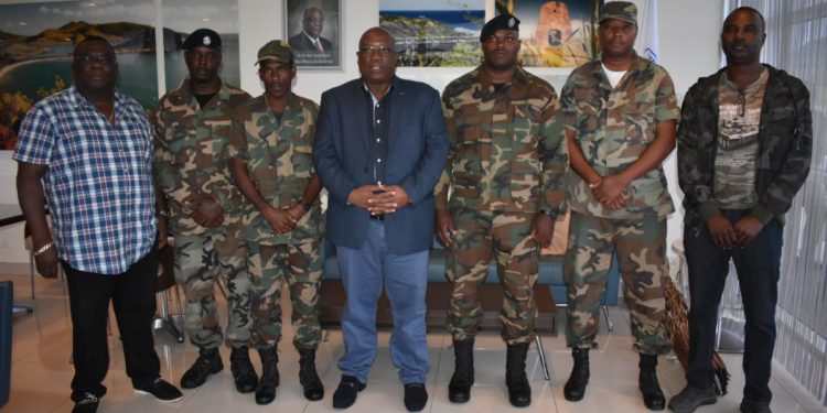 ST. KITTS-NEVIS OFFICERS PRAISED FOR THEIR STERLING RELIEF EFFORTS IN THE COMMONWEALTH OF THE BAHAMAS