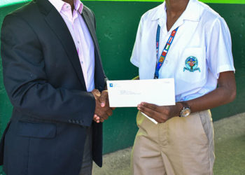 AMAL VASU RECOGNIZED FOR EFFORTS TO HIGHLIGHT DETRIMENTS OF PLASTIC POLLUTION AS PART OF REGIONAL COMPETITION