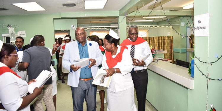 GOVERNMENT MINISTERS SPREAD CHRISTMAS CHEER AND THANK HEALTHCARE WORKERS