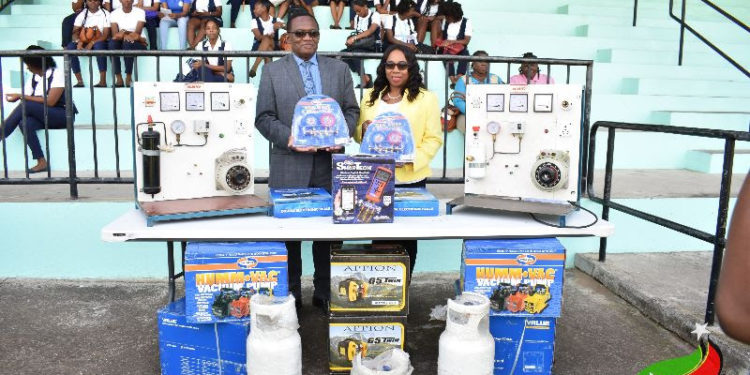 DEPARTMENT OF ENVIRONMENT HANDS OVER CRITICAL EQUIPMENT TO REFRIGERATION AND AIR-CONDITIONING DEPARTMENT AT CFBC