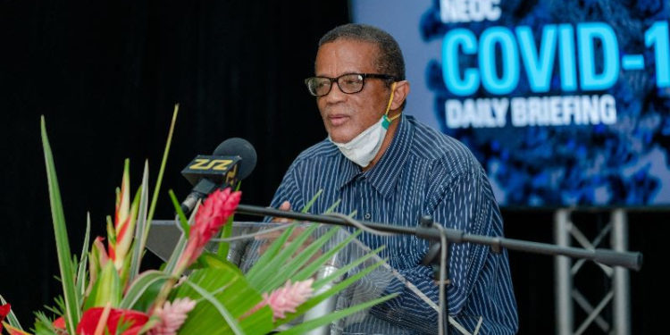 COMMUNITY POLICING TEAM DEPLOYED TO SAFEGUARD CHILDREN AND DISTRIBUTE 1000 MASKS TO EXPLORERS, COURTESY OF SUN ISLAND CLOTHES