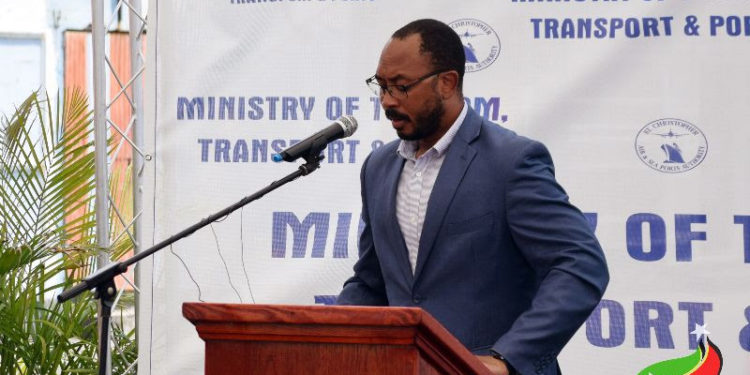 MP FOR CENTRAL BASSETERRE SHOWS APPRECIATION FOR NEW BUS TERMINAL