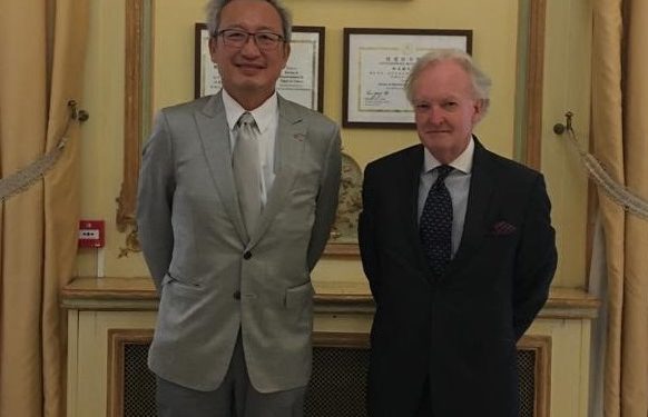 The Federation of St. Kitts & Nevis and Republic of China (Taiwan) envoys meet in Paris