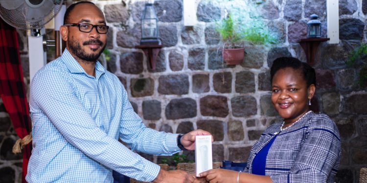 ROTARY CLUB OF LIAMIGUA DONATES THERMOMETERS TO THE MINISTRY OF EDUCATION